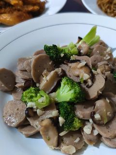 Foto resep Tumis Brokoli Bakso