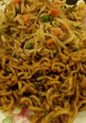 A picture of Mix Vegetables fried Rice & Noodles in Soy Sauce_festiveContest.