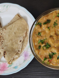 சென்னா முந்திரி கிரேவி (Channa cashew gravy recipe in tamil) செய்முறை முக்கிய புகைப்படம்