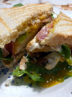 Una foto de El sándwich de la resurrección