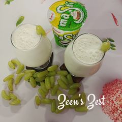 A picture of Green Grapes Lassi.