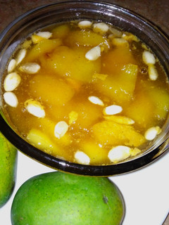 A picture of Raw mango chutni.