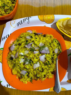 आलू पोहा (Aloo Poha recipe in hindi) रेसिपी मुख्य फोटो