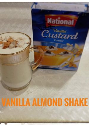 A picture of Vanilla almond shake.