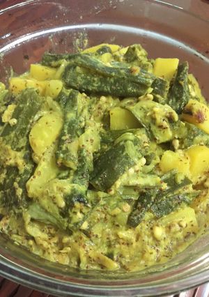 সরিষা দিয়ে আলু ঢেঁড়স চচ্চড়ি (sorisha diye aloo dheras chacchari recipe in Bengali) রেসিপির প্রধান ছবি