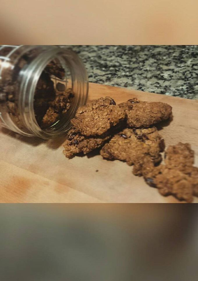 Una foto de Galletas de avena con pistachos y arándanos 🍪