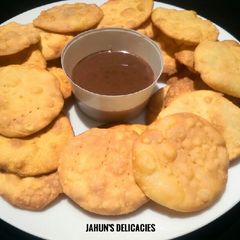 A picture of Milk-Crackers.