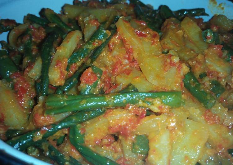 Sambel goreng kentang kacang panjang
