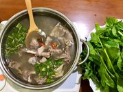 A picture of lẩu vịt om sấu