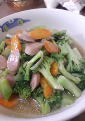 Foto resep Ca Brokoli Wortel Sosis