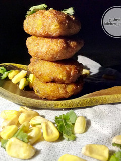 A picture of Corn cutlets.