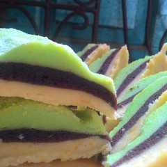 A picture of Bolu parang lapis.