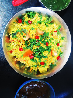 भेल पूरी (bhel puri recipe in Hindi) रेसिपी मुख्य फोटो