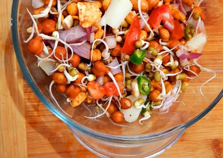 Recipe of Perfect Sprout Chaat