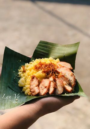 Hình của món Xôi vò thịt xá xíu.