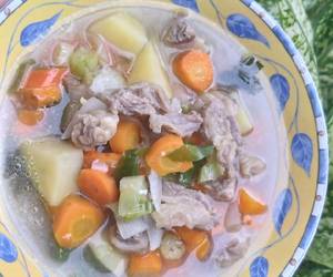 Resep Mudah Sop daging sapi bening Nikmat Lezat Resep Mudah Sop daging sapi bening Nikmat Lezat