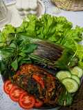 Nasi Bakar Tongkol Suwir Kemangi