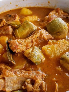 Una foto de Guiso de costillejas y conejo