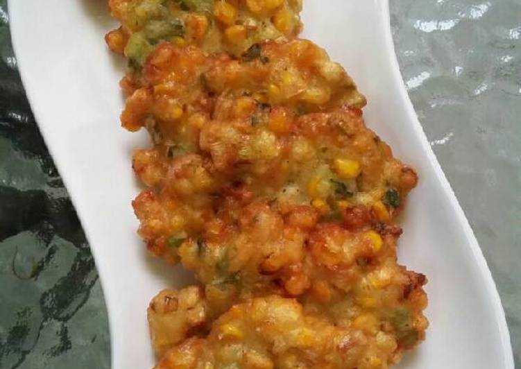 Proses Menyiapkan Bakwan jagung ala bunda jkb Anti Gagal