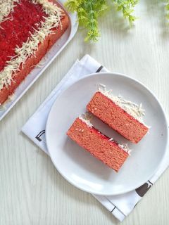 Foto resep Bolu Kukus Buah Naga Merah