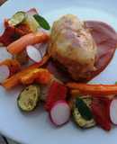 Pechuga de pollo en salsa de piña tatemada y verduras rostizadas