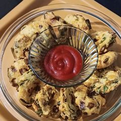 Spring onion vada A picture of Spring onion vada.