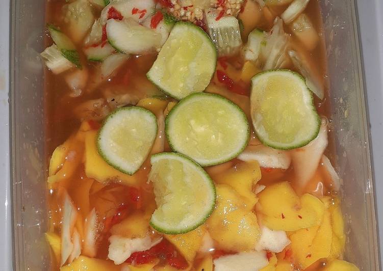 Asinan Buah