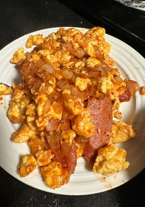 番茄醬炒培根德腸蛋 的食譜成品照片
