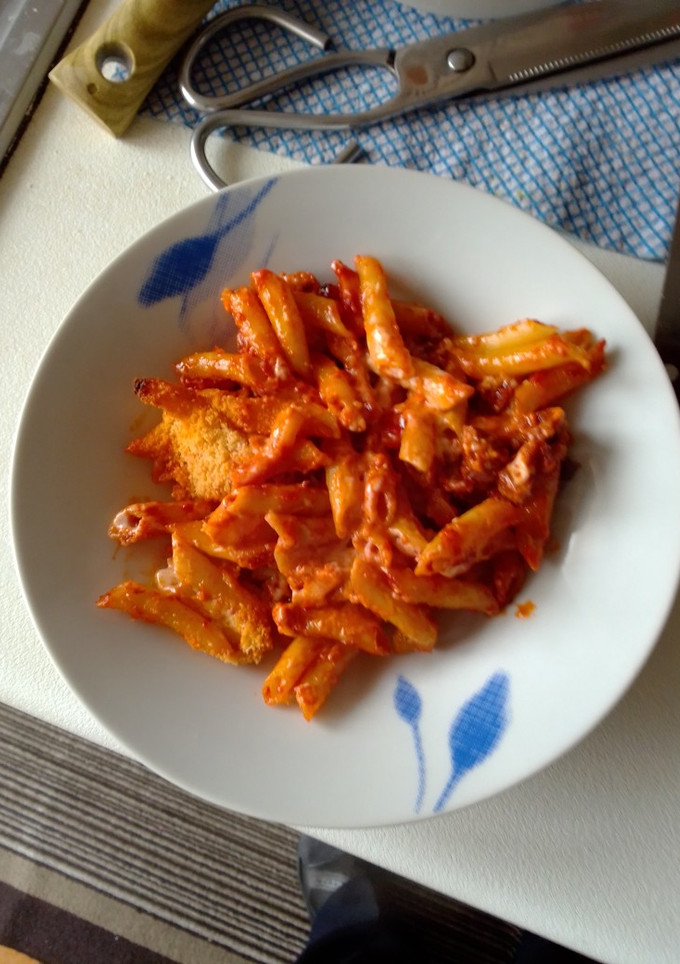 Una foto de Macarrones con chorizo y bacon al gusto charro