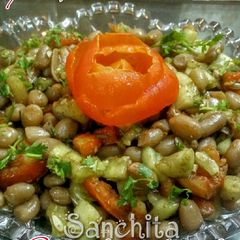 A picture of Boiled Peanuts salad.