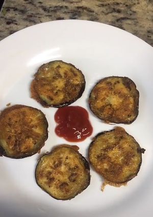 A picture of Frie eggplant (Bingen) snacks iftar special.