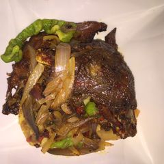 A picture of Peppered chicken.