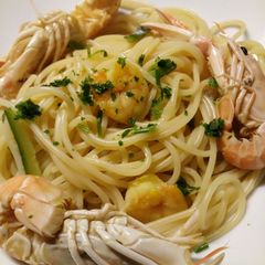 A picture of Langostine and prawn spaghetti.