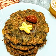 A picture of Buckwheat and Raw Banana Flour Hariyali Paratha.