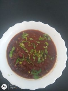 पंजाबी राजमा मसाला (punjabi rajma masala recipe in marathi) रेसिपी चे मुख्य फोटो