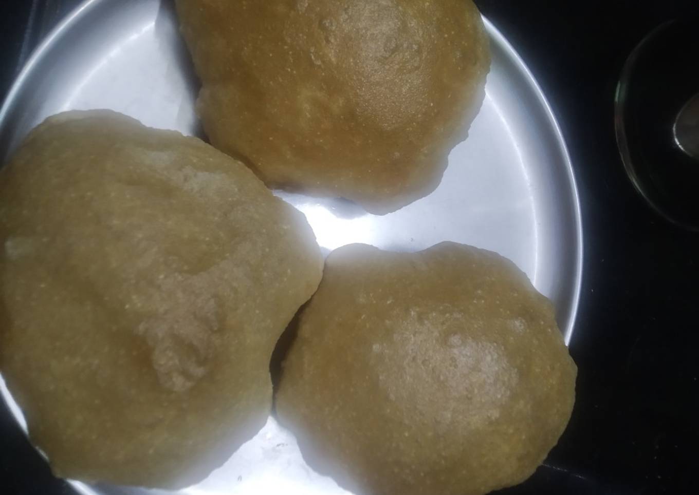 Healthy wheat poori