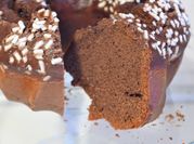 Una foto di ciambellone al caffè