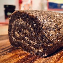 Poppy_Seed Biscuit Roll A picture of Poppy_Seed Biscuit Roll.