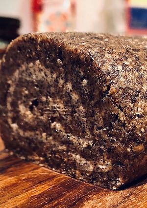 A picture of Poppy_Seed Biscuit Roll.