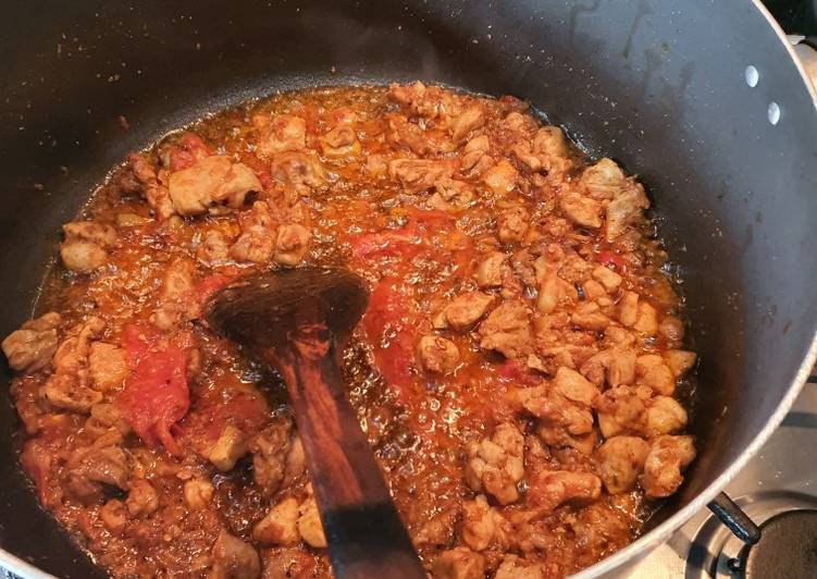 Boneless chicken and vegetable rice