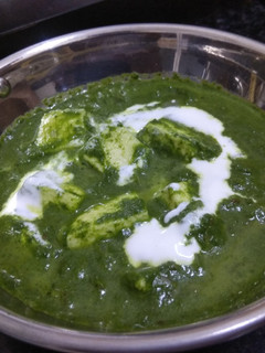 पालक पनीर (Palak paneer recipe in hindi) रेसिपी मुख्य फोटो