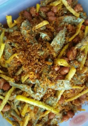 Foto resep Serundeng kelapa ikan bilih
