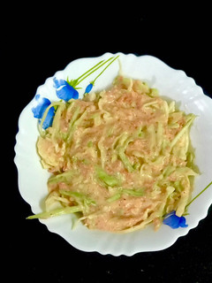 A picture of Cabbage Coleslaw.