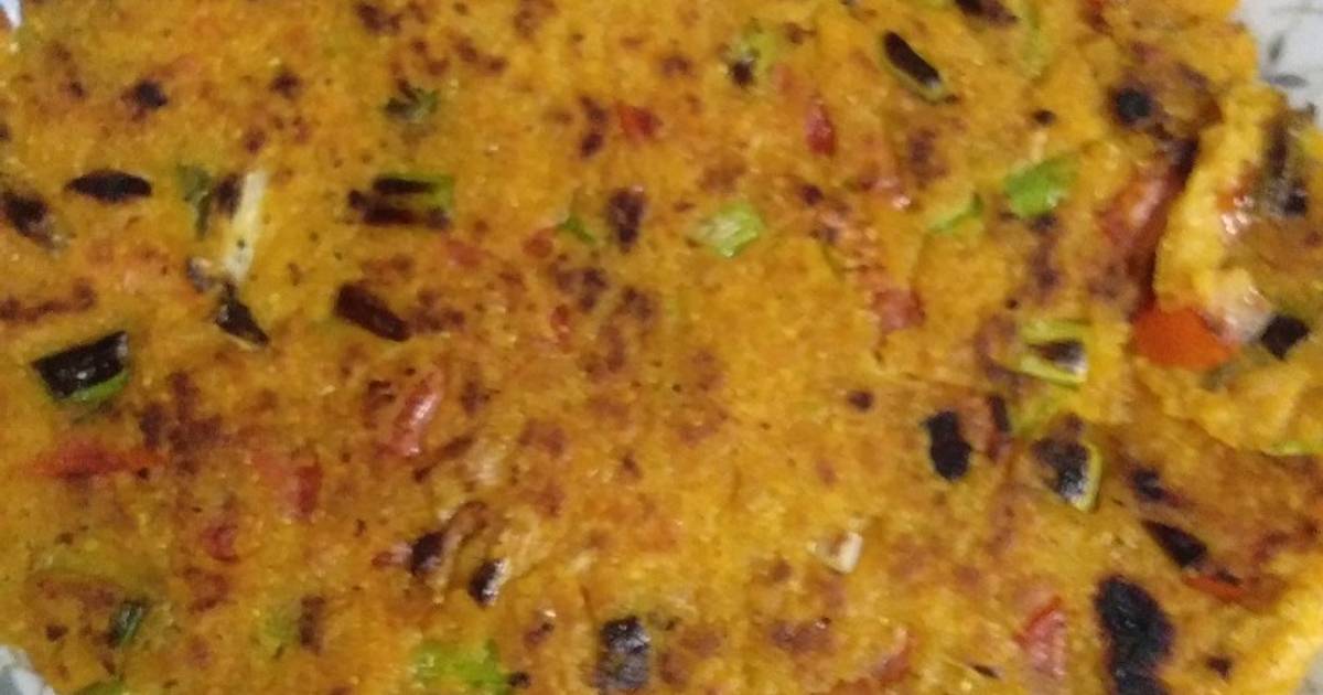 Makke ki roti with green garlic leaves Recipe by Kashish Sandeep Bhatia