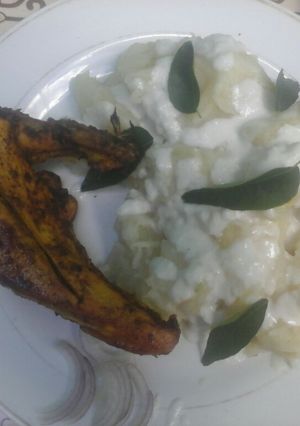 A picture of Muhogo wa nazi with baked chicken tikka #my coconut dish contest.