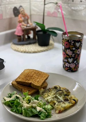 صورة لوصفة حلوم مشوي بالفرن سهلة وسريعة 🍞😍