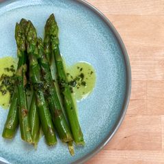 A picture of Asparagus in wild garlic and lemon butter.