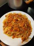 Espaguetis con carne molida