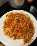 Espaguetis con carne molida
