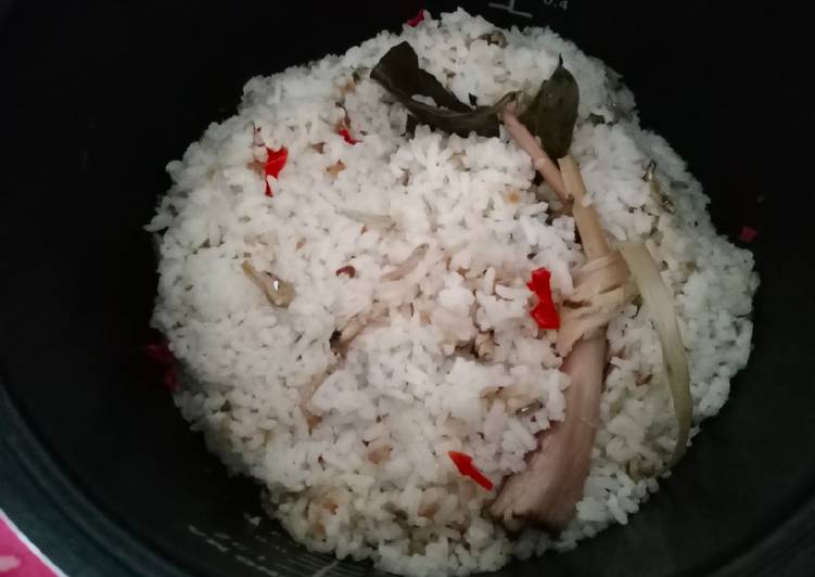 Nasi Liwet Rice Cooker